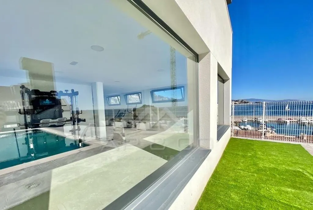 Icon Deluxe Marina Views Apartment Almunecar